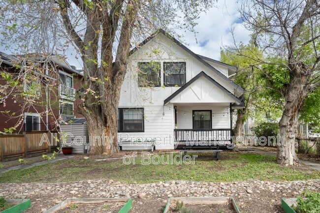 Photo - 2315 Walnut St House