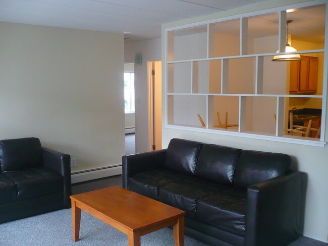 Building Photo - Bradford House