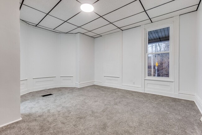 Photo - 238 Hazelwood Ave Unit #2