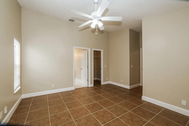 Photo - 6066 Ungerer St