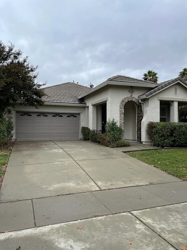 Building Photo - 3000 Maybrook Dr Rental