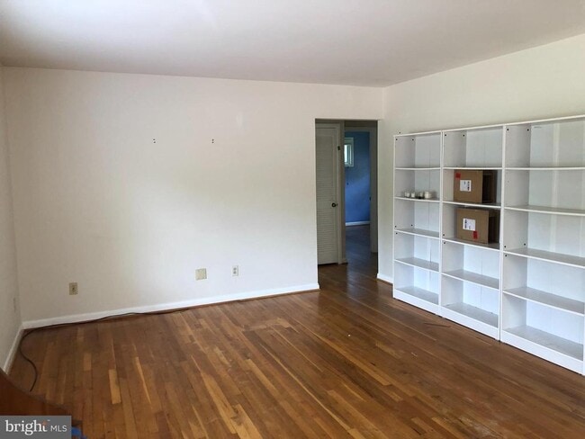 Photo - 545 Beall Ave