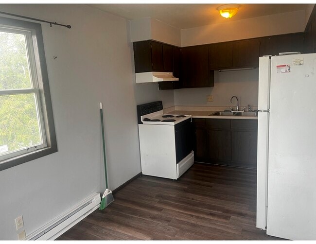 Photo - Memorial Unit 3