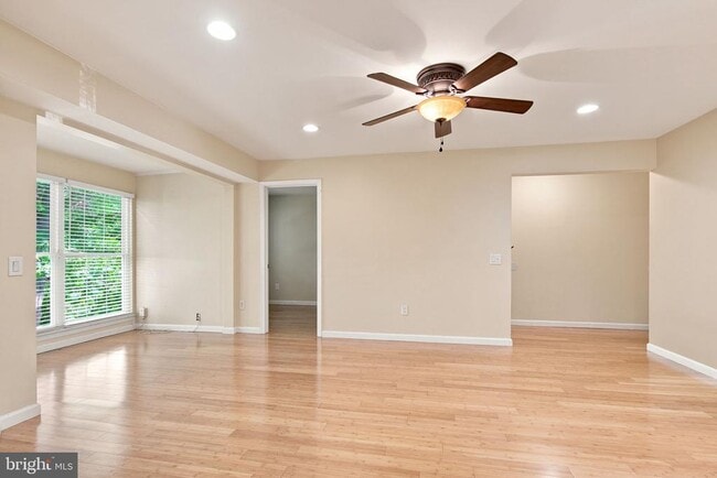 Photo - 9310 Niki Pl Unit 201