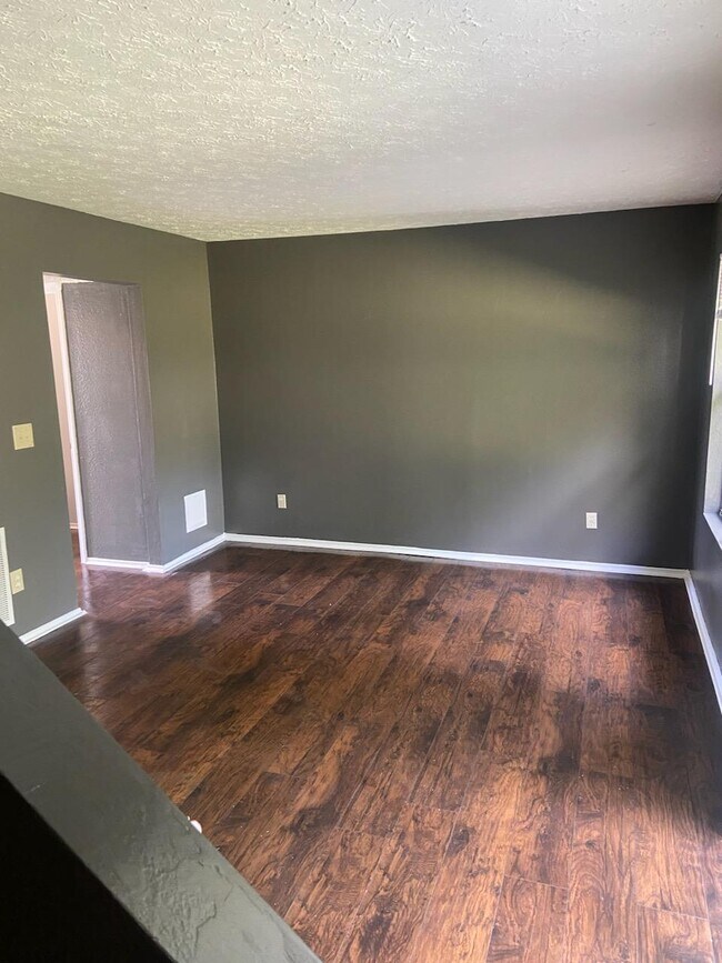 Photo - 2978 Kenville Ln