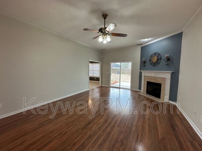 Photo - 435 St Julian Pl