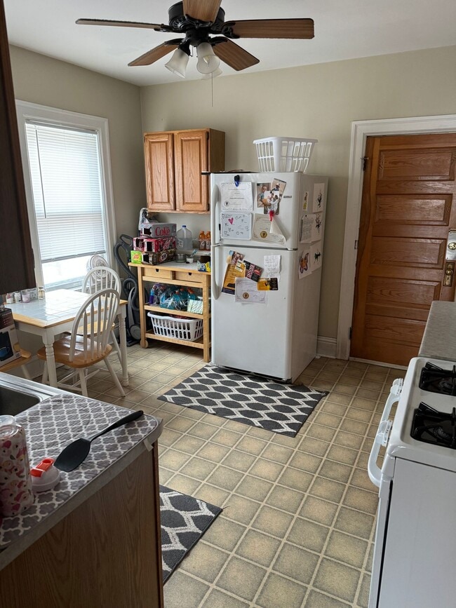 Photo - 2919 N Frederick Ave