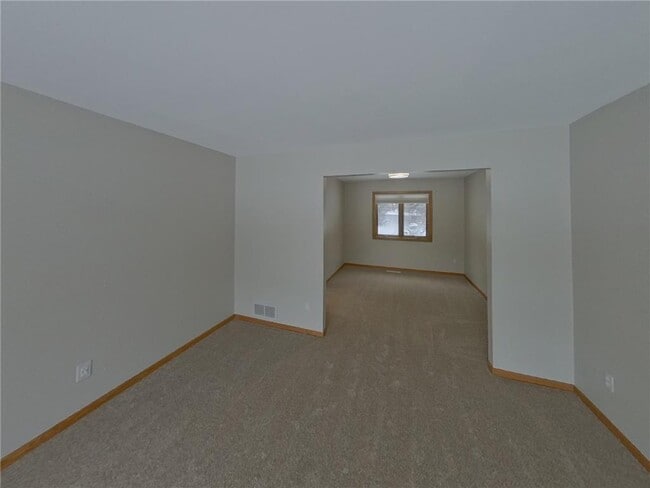 Photo - 2303 Leyland Cir