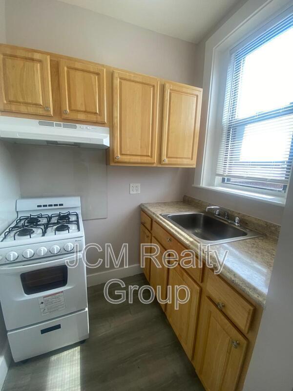Building Photo - 124 Central Ave Unit U21 Rental