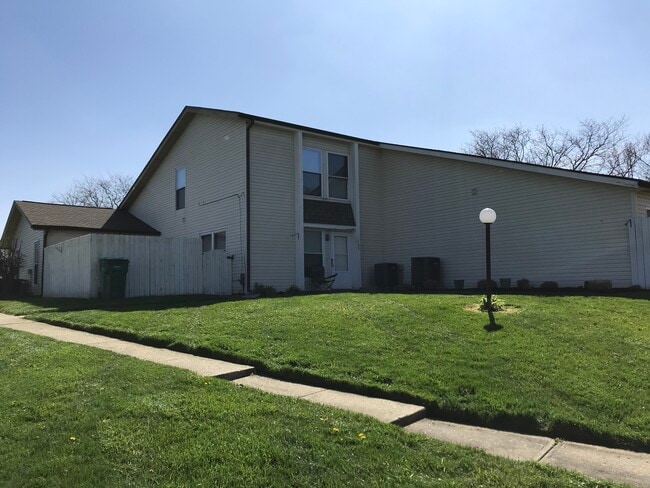 Photo - 1200 Robbins Run Ct