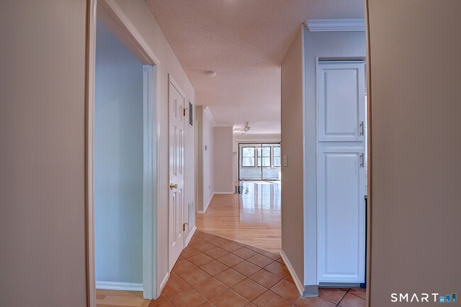 Photo - 4 Stonington Ct Unidad 4