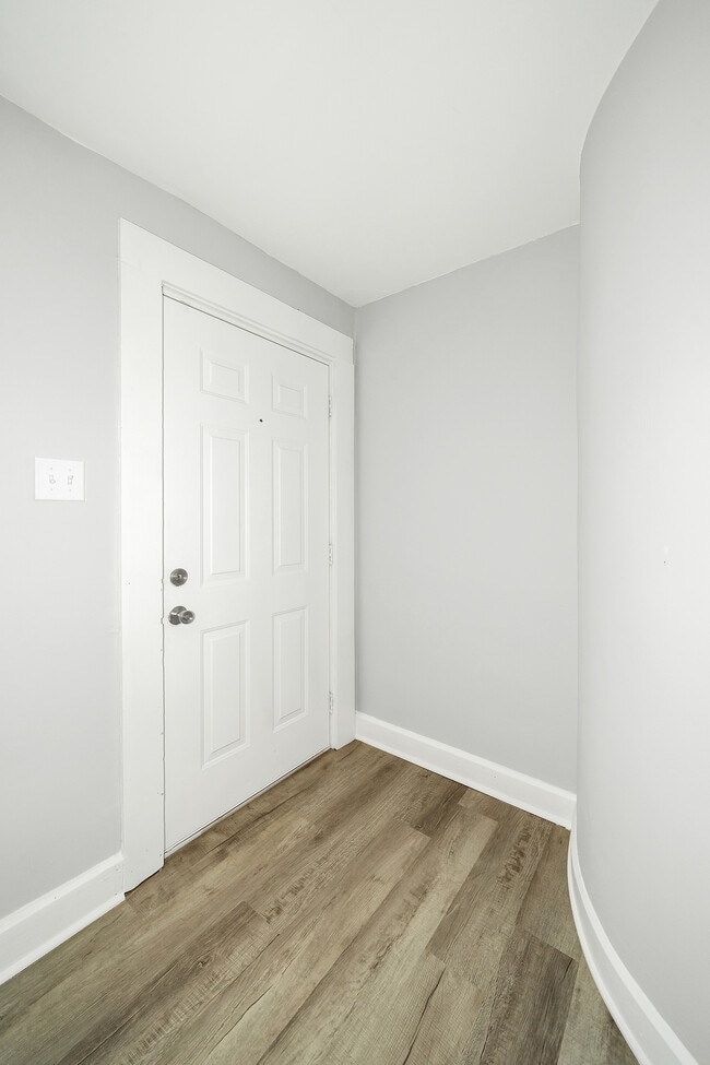 Photo - 3343 Carrollton Ave