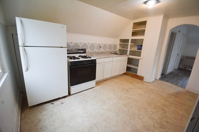 Photo - 605 11th St NW Unit #B Upper