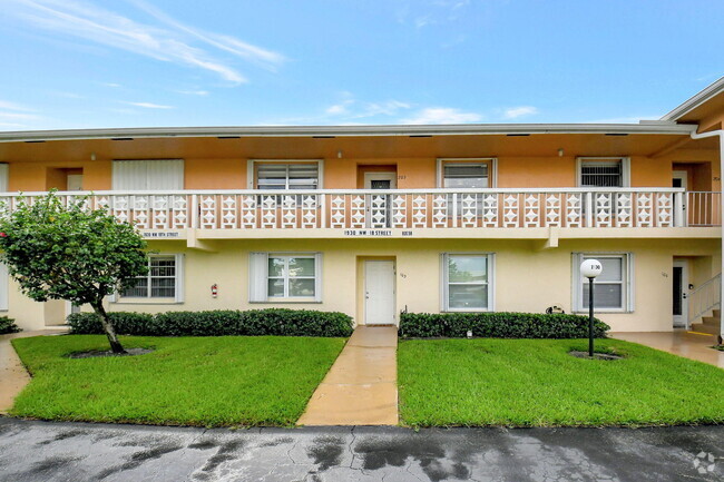 Building Photo - 1930 NW 18th St Unit 203 Rental