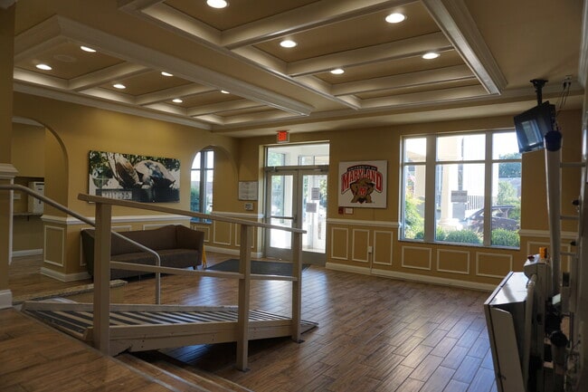 Building Photo - 4330 Hartwick road Unit 218