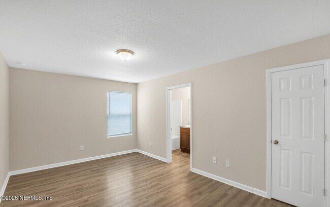 118 Thomas Ave