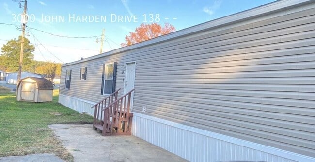 Building Photo - 3000 John Harden Dr Rental