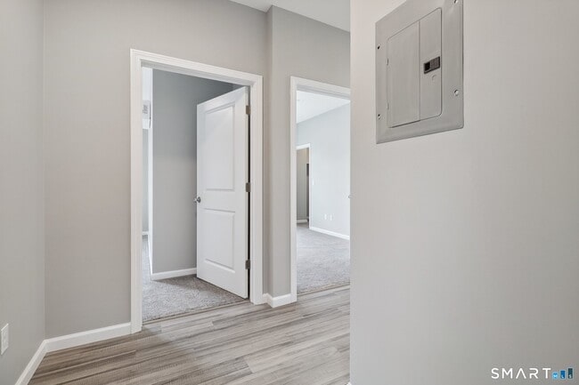10 Steele Blvd Unit 201
