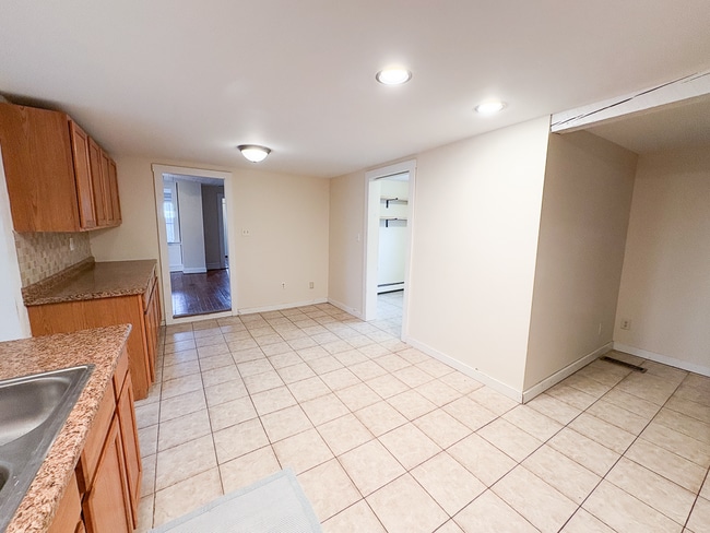 Photo - 4 Nashville Rd