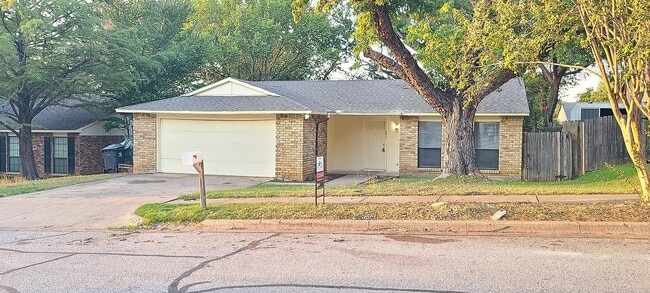 Building Photo - 6515 Greenspring Dr