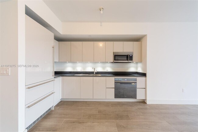 Photo - 1010 Brickell Ave Unidad 2908