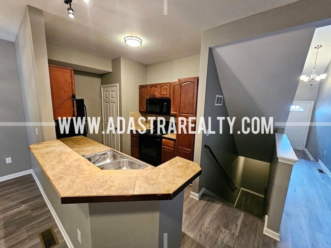 Photo - Very Spacious Townhome in West Olathe-Available in APRIL!!