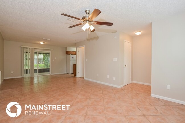 Photo - 7355 Darien Rd