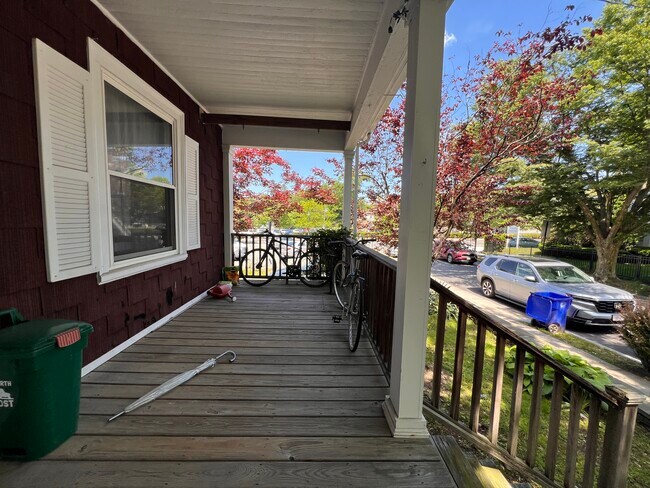 Photo - 9 Kenwood St Unit 1