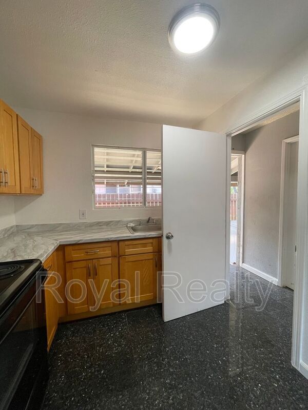 Photo - 84-1111 Lahaina Street A