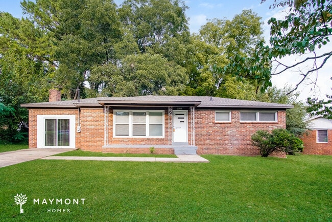 Building Photo - 2504 Trail Ridge Rd NW Rental