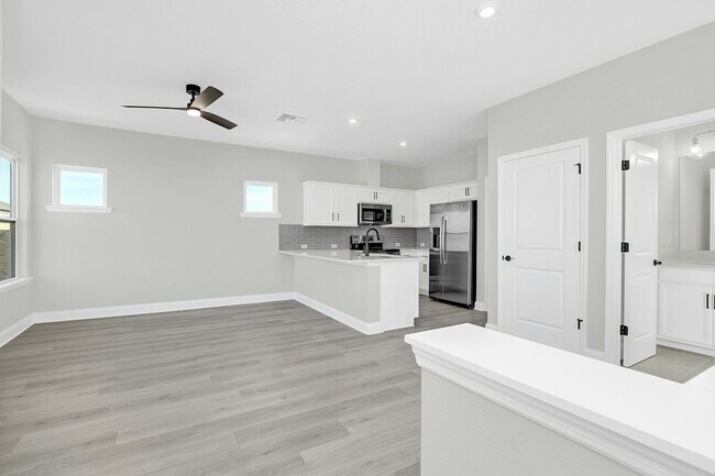 Photo - 6498 Barnstorm Wy