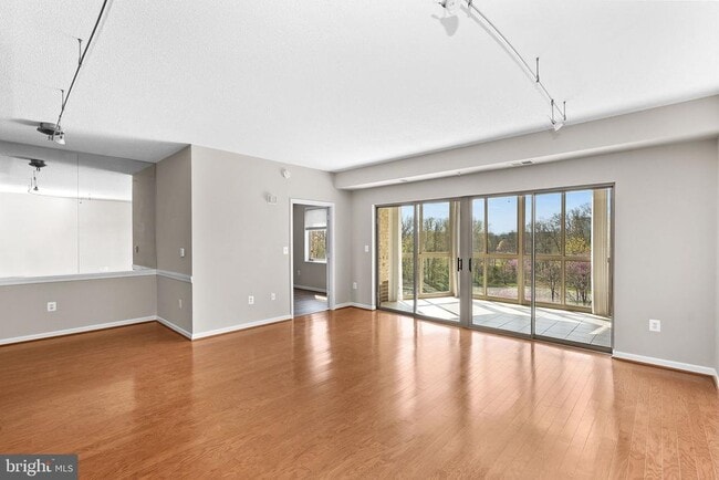 Photo - 19375 Cypress Ridge Terrace Unit 322