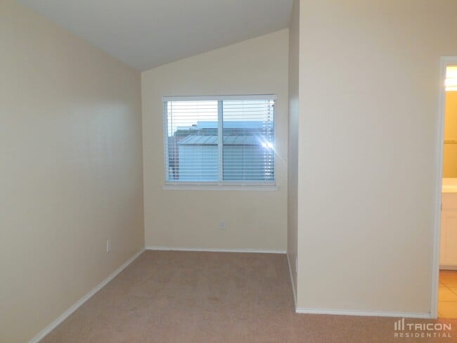 Photo - 6540 Geneva Ln