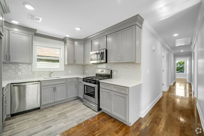 Building Photo - 146 N 15th St Rental