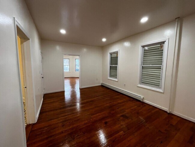 Photo - 207 Kearney St Unit 1