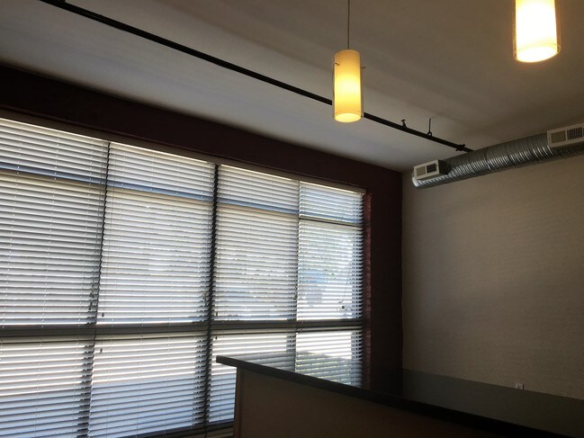 301 NORTH - Petersburg Loft Living