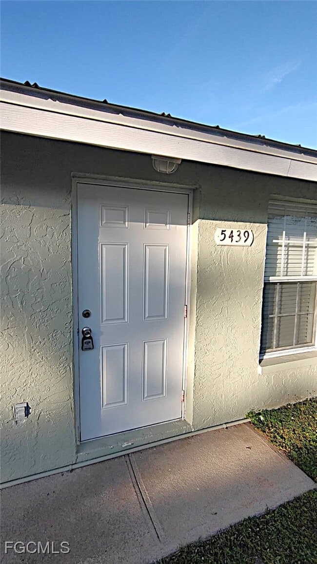 Building Photo - 5439 Sago Ave