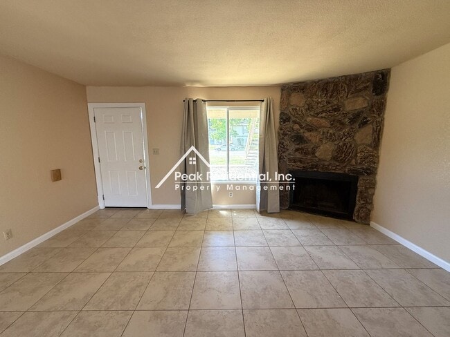 8907 Rancho Grande Ct