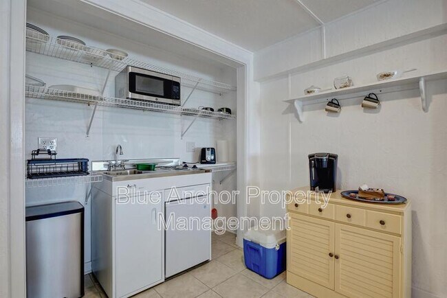 Photo - 337 Dogwood Ln E