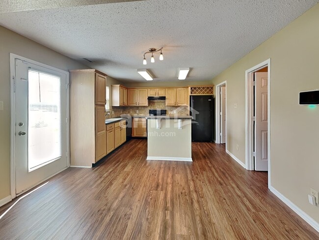 Photo - 6765 W Littleton Dr