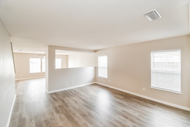 Photo - 2168 Fresco Dr