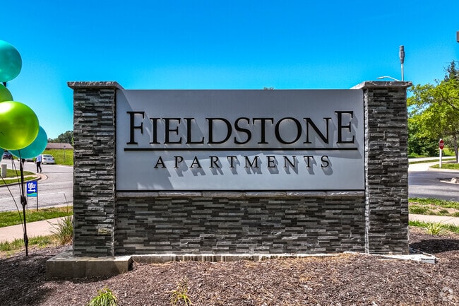 Fieldstone Apartments - Fieldstone Apartments
