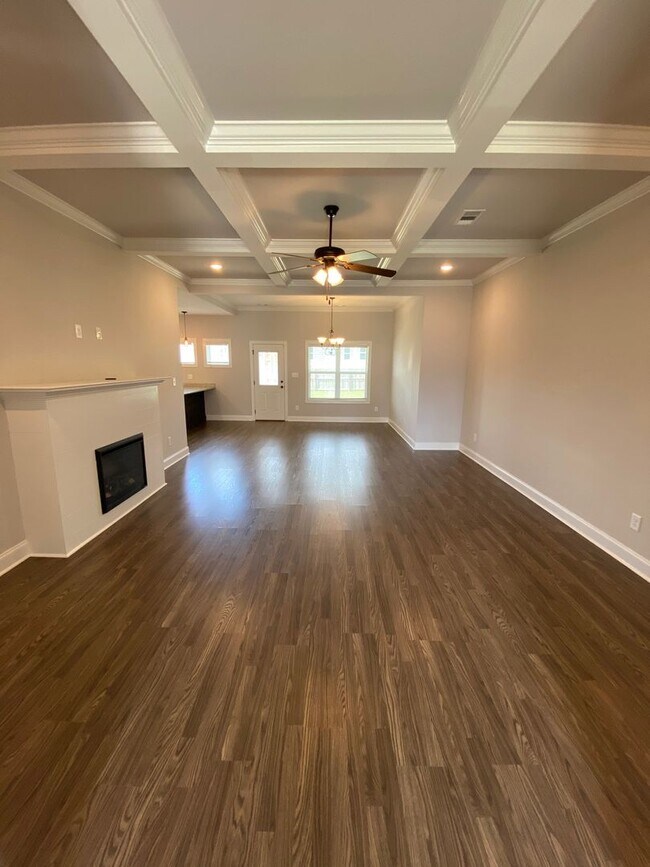 Photo - 109 Cascades Ct