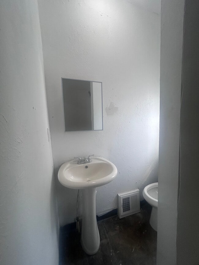 Photo - 2163 E 84th St Unit 1