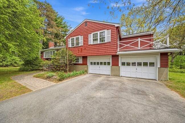 8 Brown Rd