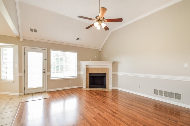 Photo - 8359 Olivia Ln