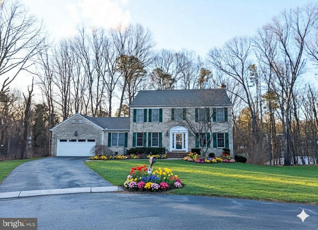 Photo - 743 Live Oak Dr