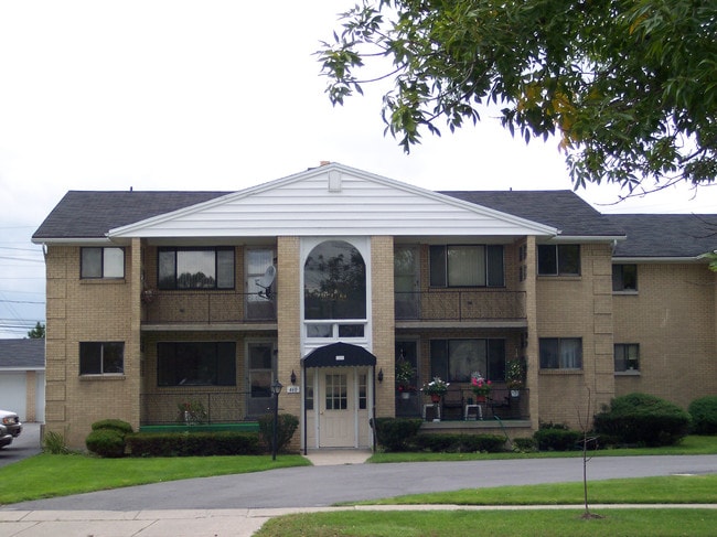 Delta Garden Apartments