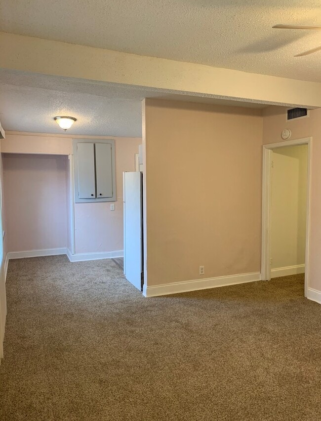 Photo - Spacious Backyard And Screened Porch In This Cozy 3 Bedroom Home