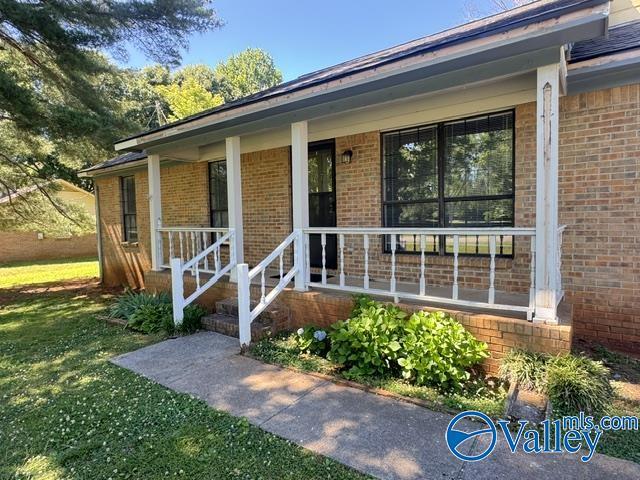 Photo - 127 Colby Dr NE